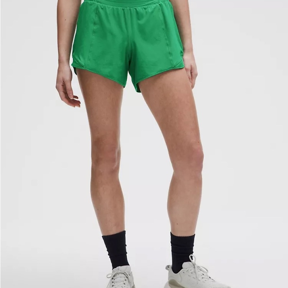 Lululemon Hotty Hot High Rise Shorts 4” size 4